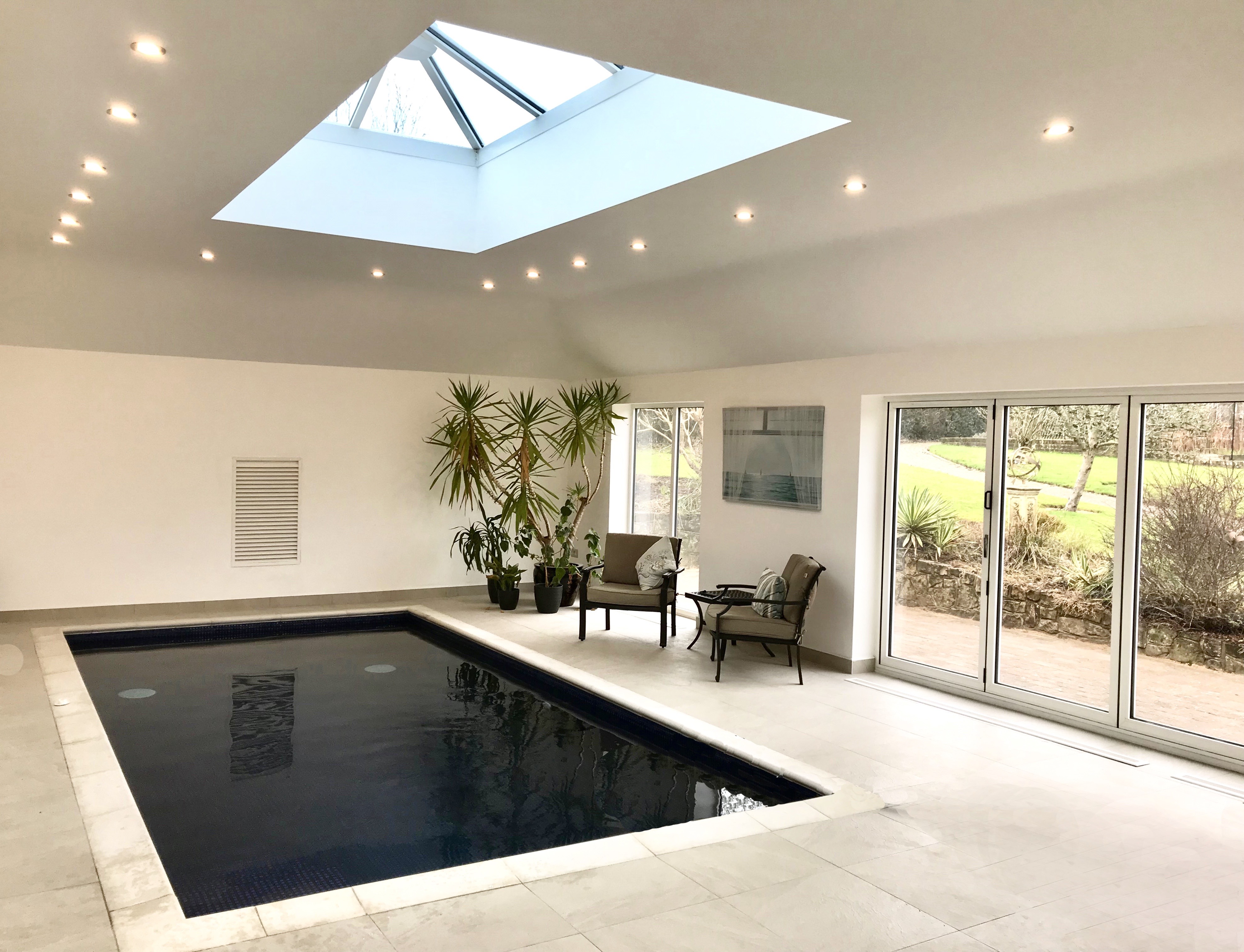 New Build/Swimming Pool